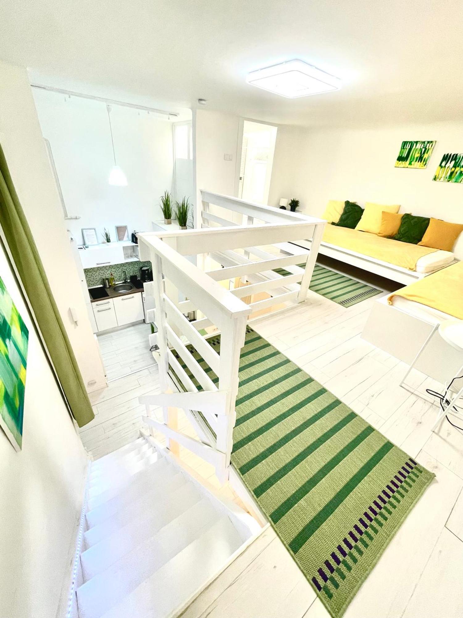 Teresian Apartment Near The Andrassy Street Free Air Conditioner Free Coffee Budapest Exterior foto