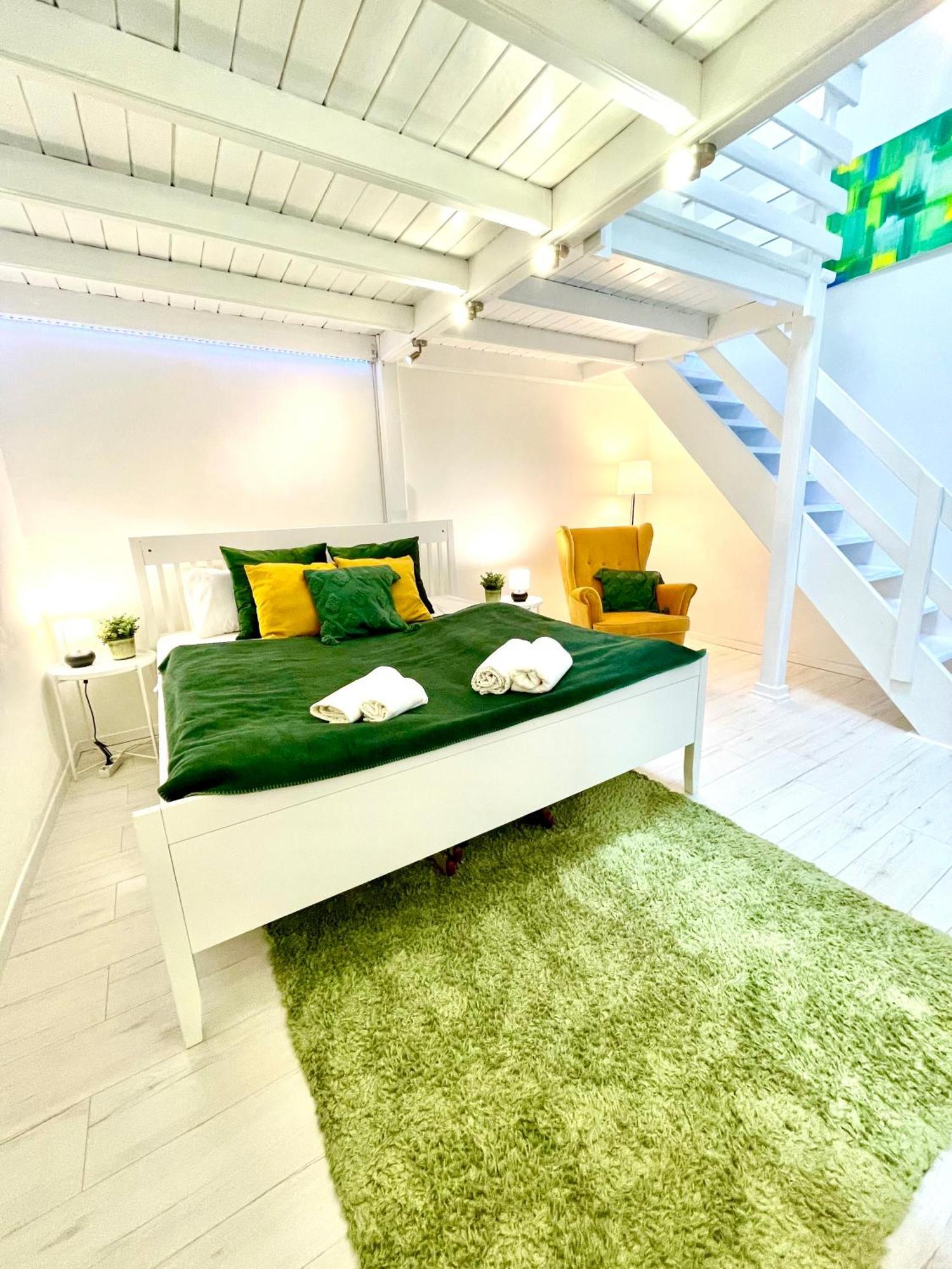 Teresian Apartment Near The Andrassy Street Free Air Conditioner Free Coffee Budapest Exterior foto